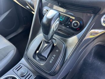 Ford Kuga TITANIUM TDCI