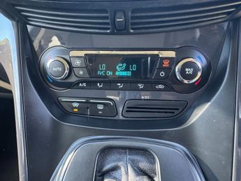 Ford Kuga TITANIUM TDCI