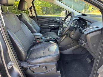Ford Kuga TITANIUM TDCI