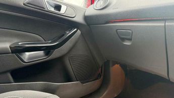 Ford Fiesta 1.6 Zetec Powershift Euro 5 5dr
