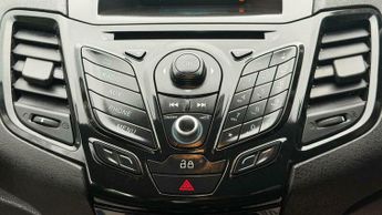 Ford Fiesta 1.6 Zetec Powershift Euro 5 5dr