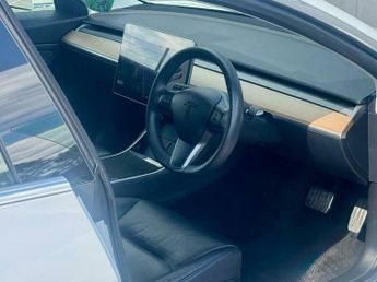 Tesla Model 3 (Dual Motor) Long Range Auto 4WDE 4dr