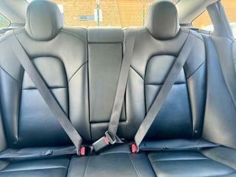 Tesla Model 3 (Dual Motor) Long Range Auto 4WDE 4dr