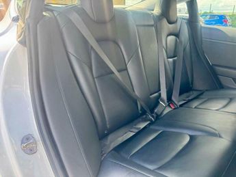 Tesla Model 3 (Dual Motor) Long Range Auto 4WDE 4dr