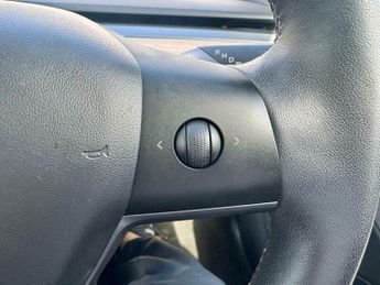 Tesla Model 3 (Dual Motor) Long Range Auto 4WDE 4dr