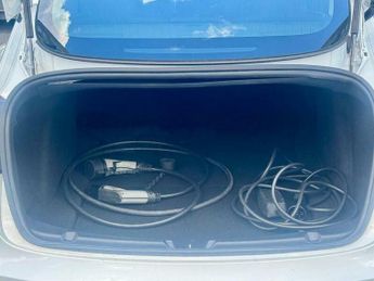 Tesla Model 3 (Dual Motor) Long Range Auto 4WDE 4dr