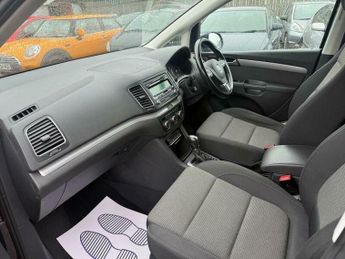 Volkswagen Sharan 2.0 TDI BlueMotion Tech SE DSG Euro 5 (s/s) 5dr