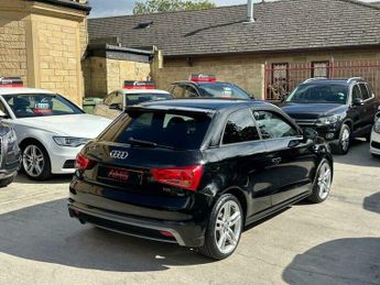 Audi A1 1.6 TDI S line Euro 5 (s/s) 3dr