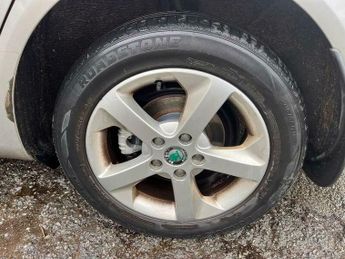 Skoda Octavia 1.6 TDI SE Plus DSG Euro 5 5dr