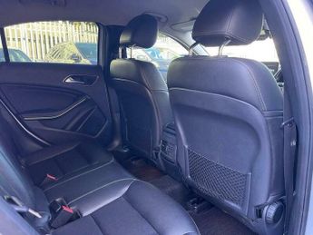 Mercedes-Benz A Class 2.1 A200d Sport 7G-DCT Euro 6 (s/s) 5dr