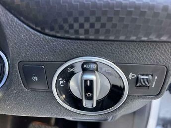 Mercedes-Benz A Class 2.1 A200d Sport 7G-DCT Euro 6 (s/s) 5dr