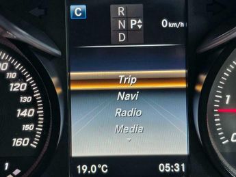 Mercedes-Benz C Class 2.1 GLC220d AMG Line (Premium) G-Tronic 4MATIC Euro 6 (s/s) 5dr
