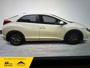 Honda Civic I-VTEC ES 140