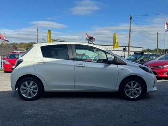 Toyota Yaris 1.5 VVT-h T4 CVT Euro 5 5dr