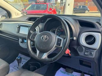 Toyota Yaris 1.5 VVT-h T4 CVT Euro 5 5dr