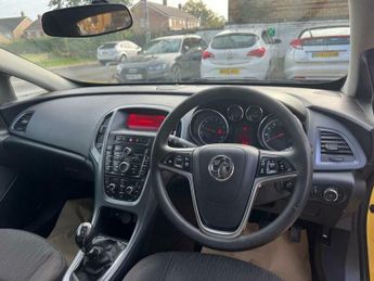 Vauxhall Astra GTC 1.4T 16V Sport Euro 5 (s/s) 3dr