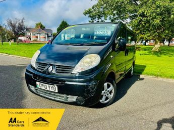 Renault Trafic SL27 SPORT DCI 9 SEATER