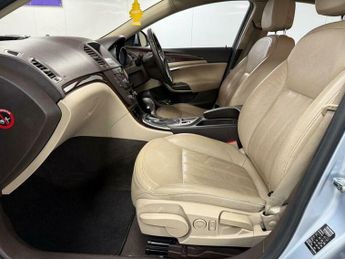 Vauxhall Insignia 2.0 CDTi Elite Auto Euro 5 5dr