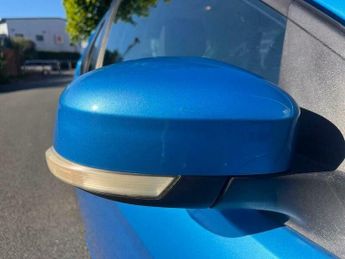 Ford Focus 1.6 Zetec S 5dr