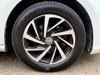 Volkswagen Golf MATCH TDI DSG