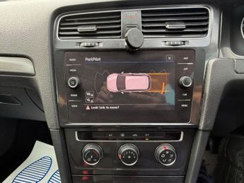 Volkswagen Golf MATCH TDI DSG