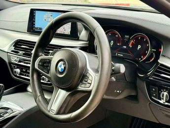 BMW 5 SERIES 2.0 520d M Sport Auto 4dr