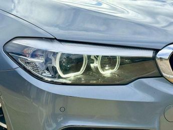BMW 5 SERIES 2.0 520d M Sport Auto 4dr