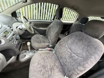 Toyota Yaris 1.3 VVT-i 16v GLS 3dr