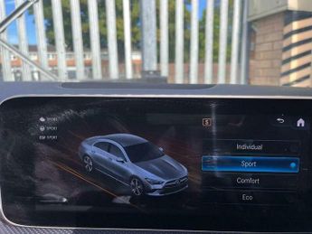Mercedes-Benz CLA 1.3 CLA200 AMG Line (Premium Plus 2) Coupe 7G-DCT Euro 6 (s/s) 4