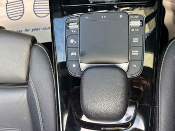 Mercedes-Benz CLA 1.3 CLA200 AMG Line (Premium Plus 2) Coupe 7G-DCT Euro 6 (s/s) 4