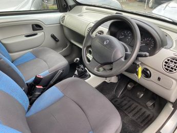 Renault Kangoo AUTHENTIQUE 16V