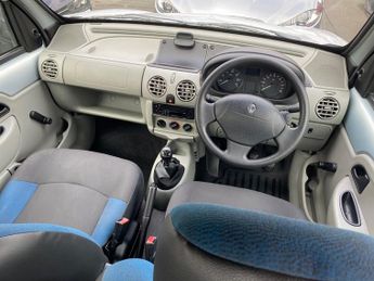 Renault Kangoo AUTHENTIQUE 16V
