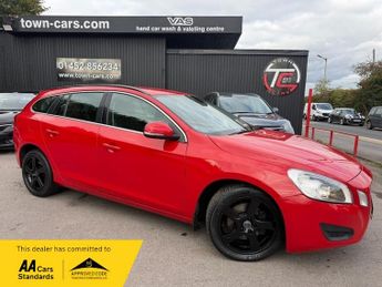 Volvo V60 DRIVE SE START/STOP-6 SPEED, ONLY £35 ROAD TAX, 81105 MILES, BLU