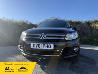 Volkswagen Tiguan 2.0 TSI Sport SUV 5dr Petrol Manual 4WD Euro 5 (180 ps)