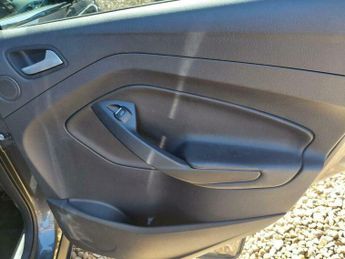 Ford Kuga 2.0 TDCi Titanium AWD Euro 6 (s/s) 5dr