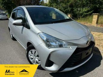 Toyota Yaris 1.33 Dual VVT-i Design Hatchback 5dr Petrol Multidrive S Euro 6 