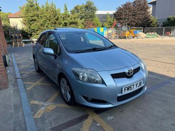 Toyota Auris SR 180 D-CAT