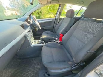 Vauxhall Astra 1.6i 16v SXi 5dr
