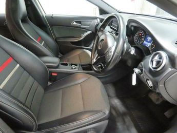 Mercedes-Benz A Class 1.5 A180 CDI SE 7G-DCT Euro 5 (s/s) 5dr