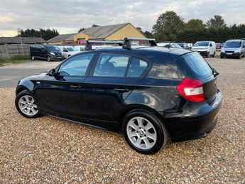 BMW 1 SERIES 120i SE