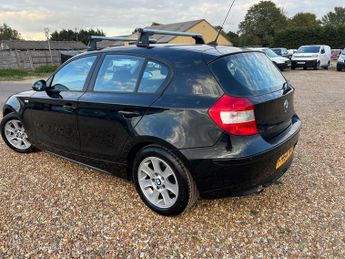 BMW 1 SERIES 120i SE