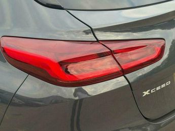 Kia Ceed 1.6 GDi 8.9kWh 3 DCT Euro 6 (s/s) 5dr