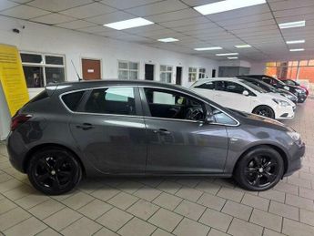 Vauxhall Astra 1.6 16v SRi Euro 5 5dr