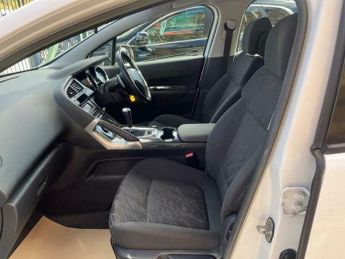 Peugeot 3008 1.6 e-HDi Active EGC Euro 5 (s/s) 5dr
