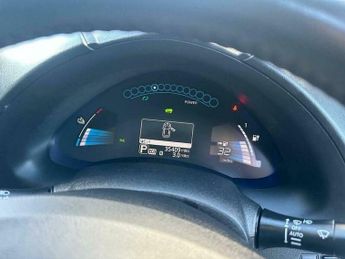 Nissan Leaf 24kWh Tekna Auto 5dr