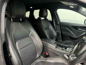 Jaguar F-Pace 3.0 F-PACE V6 Sport AWD D Auto 4WD 5dr