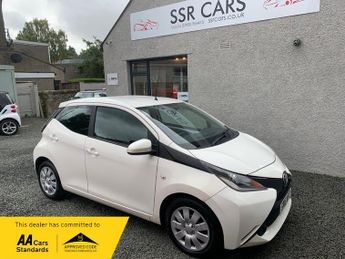 Toyota AYGO 1.0 VVT-i x-play Hatchback 5dr Petrol Manual Euro 6 (68 ps)