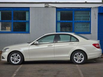 Mercedes-Benz C Class 2.1 C220 CDI BlueEfficiency Executive SE G-Tronic+ Euro 5 (s/s) 