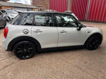 MINI Hatch 2.0 Cooper S Auto Euro 6 (s/s) 5dr