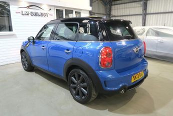 MINI Countryman COOPER SD ALL4 143